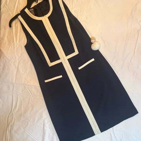 Sweet dress - Picture 4 of 11